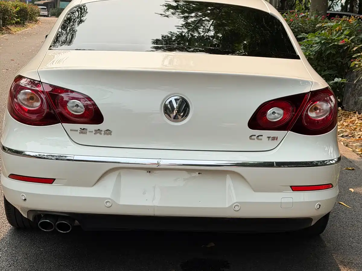 Volkswagen FAW-Volkswagen CC 2012 1.8TSI Premium фото 5