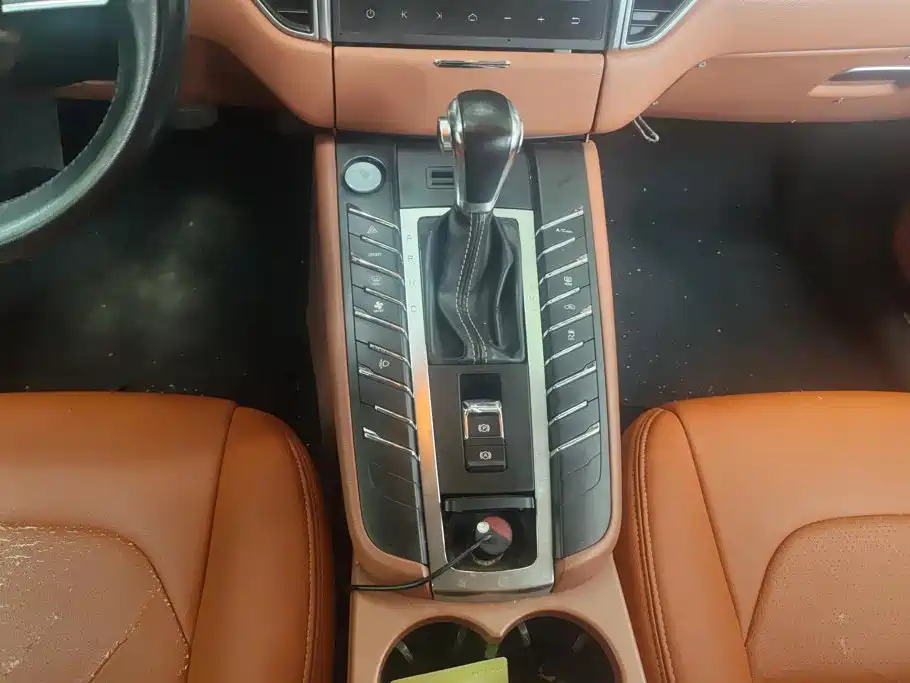 Zotye SR9 2018 2017 2.0T Automatic Ultimate Road Edition