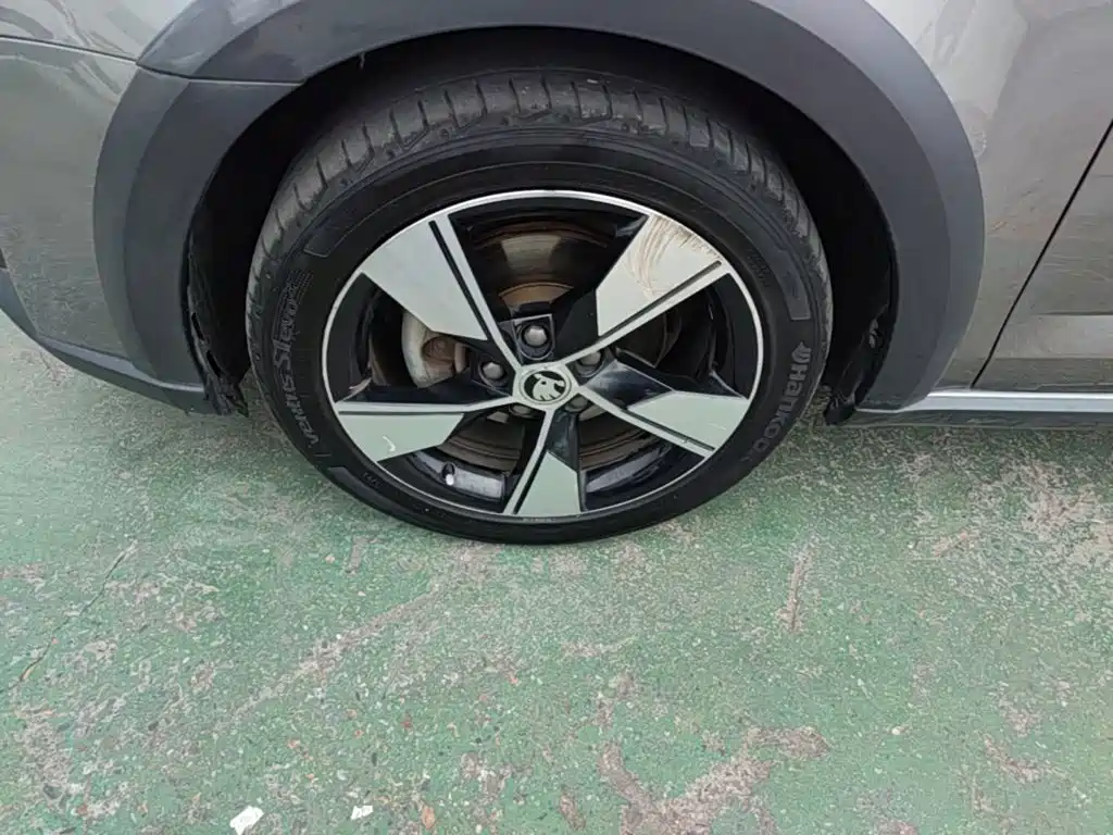 Фото 23 - Škoda Octavia