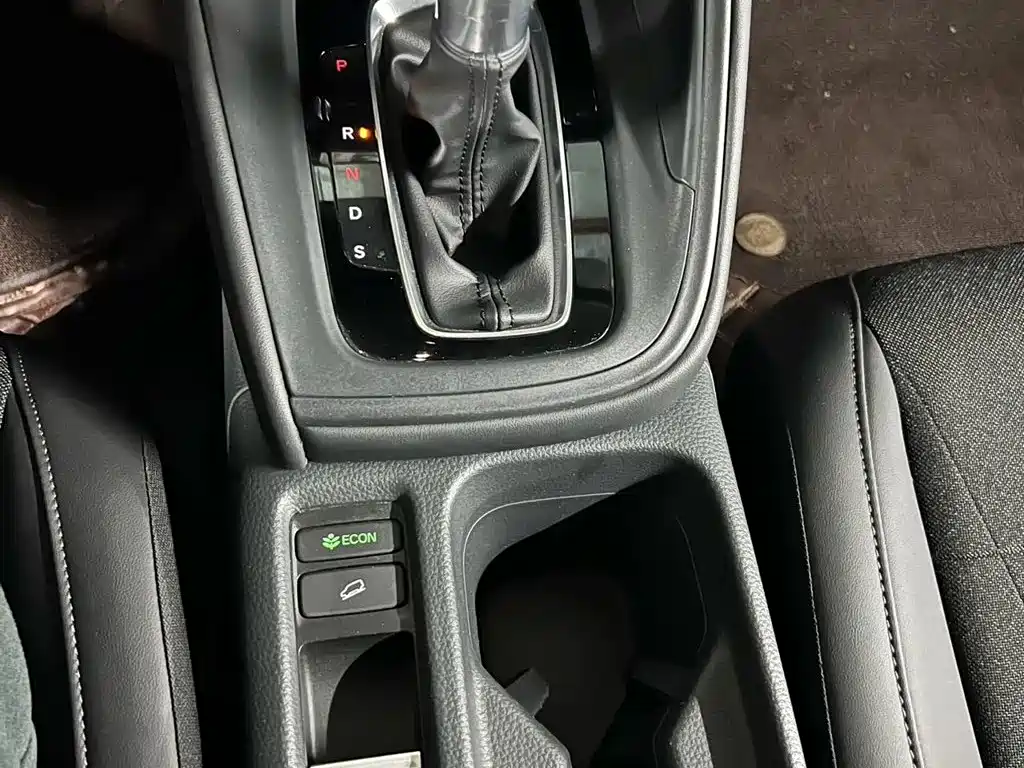 Photo 12 - Honda Vezel