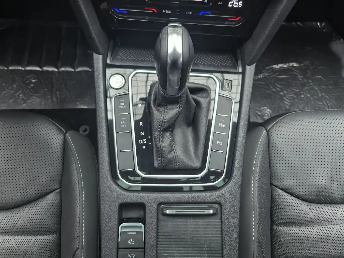 Volkswagen FAW-Volkswagen CC 2021 380TSI Eye-catching Edition фото 17