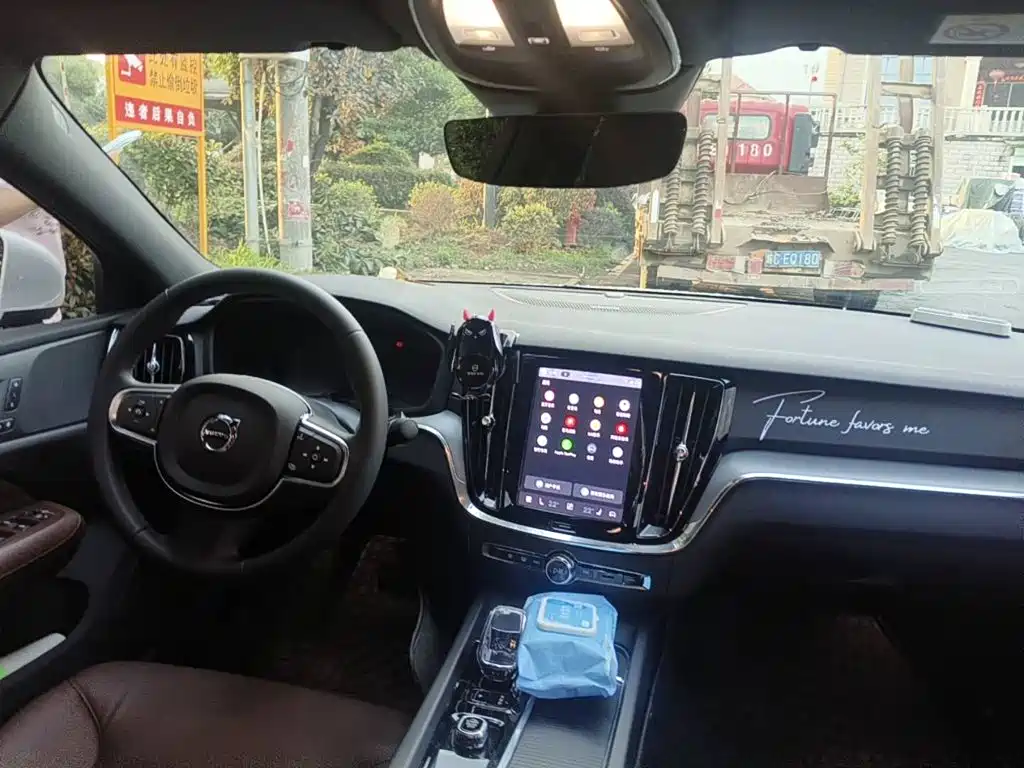 Volvo S60 2026 2026 B4 Smart Luxury Edition