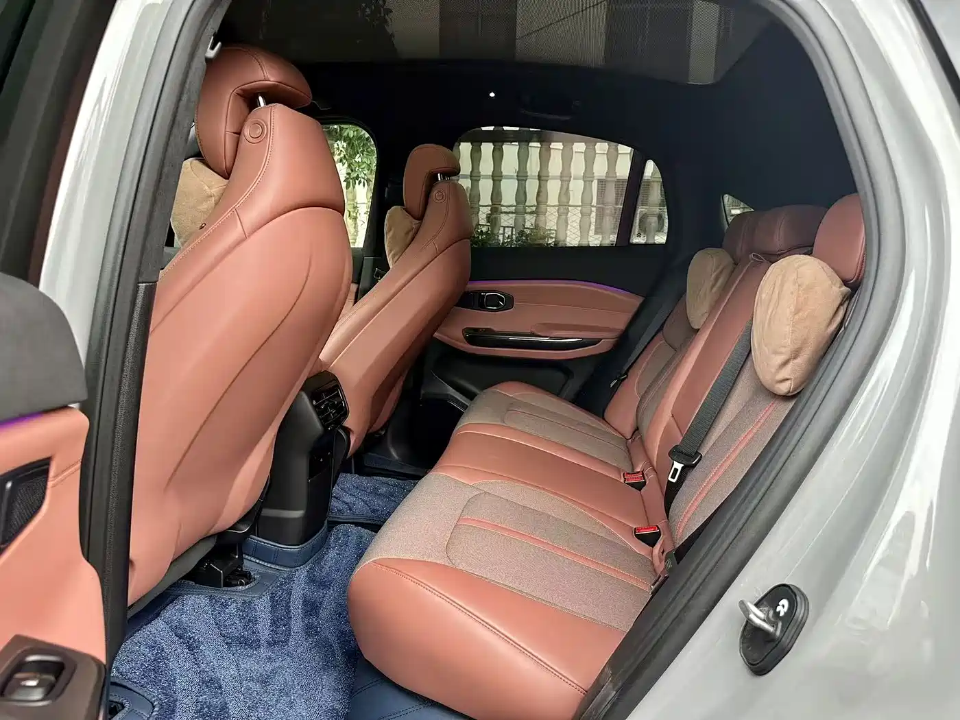 Фото 4 - NIO EC6