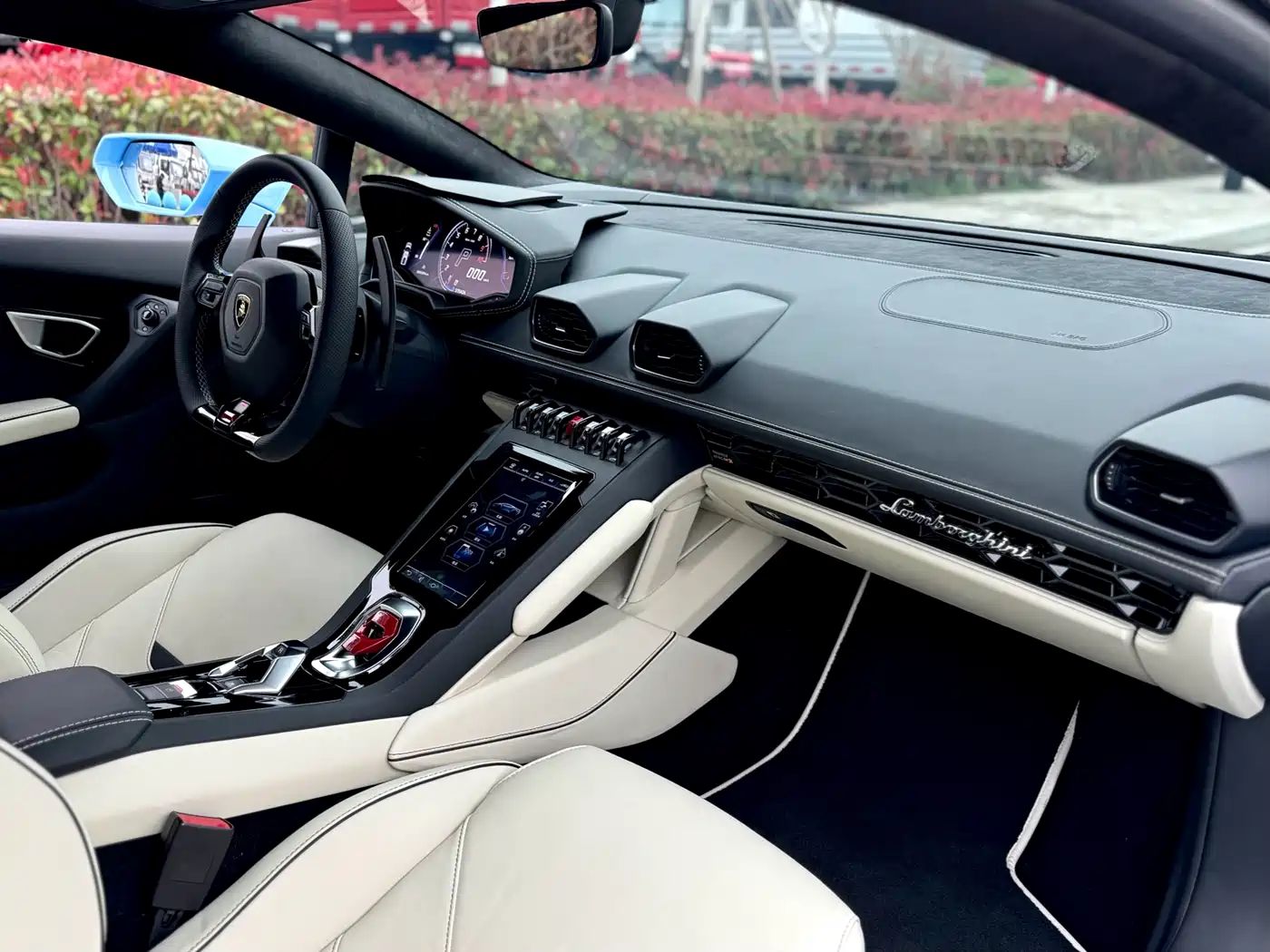 LAMBORGHINI HURACÁN