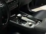 Фото 9 - Lexus LS