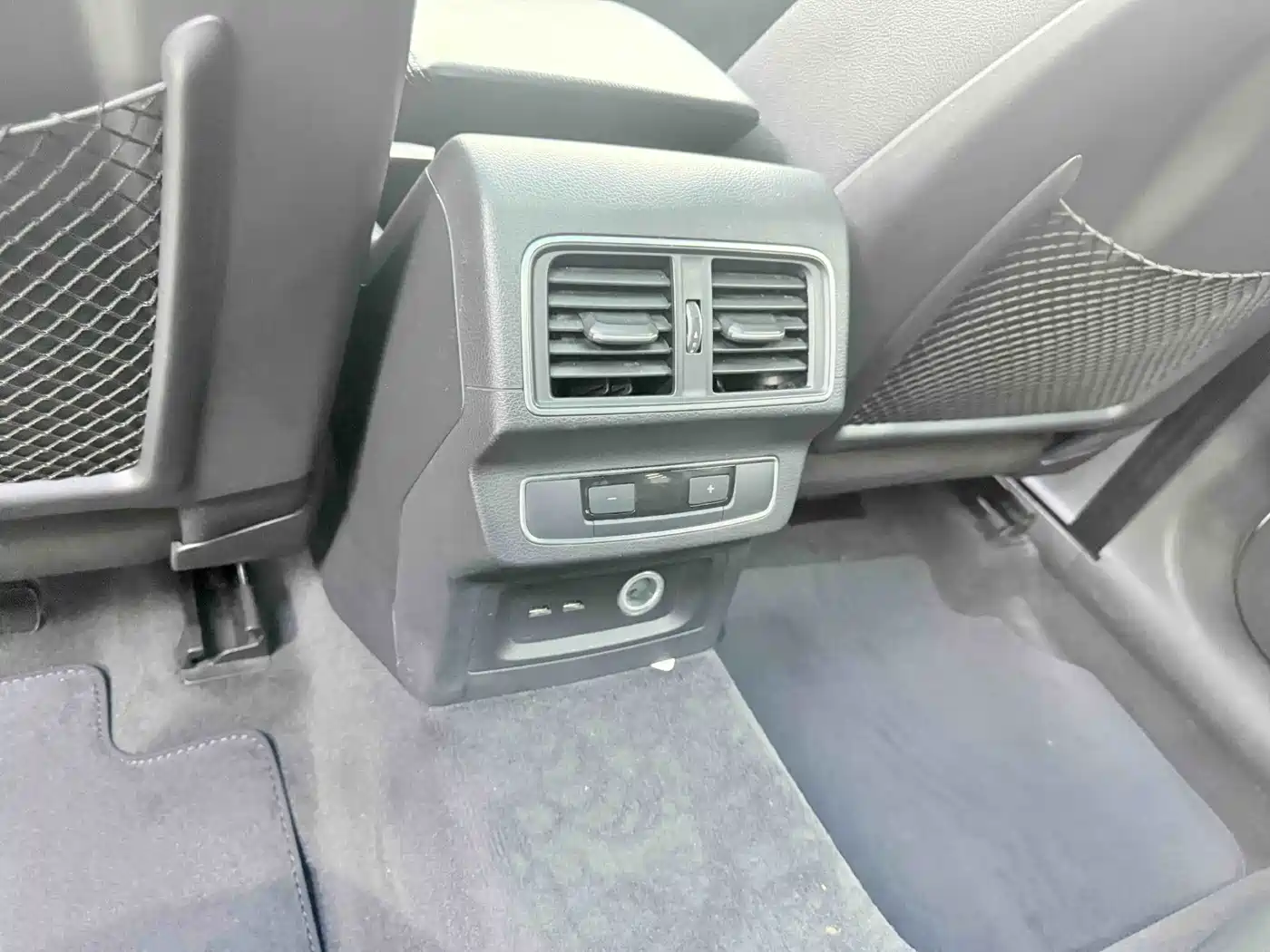 Audi Q5L 2020 40 TFSI Prestige Fashion фото 10