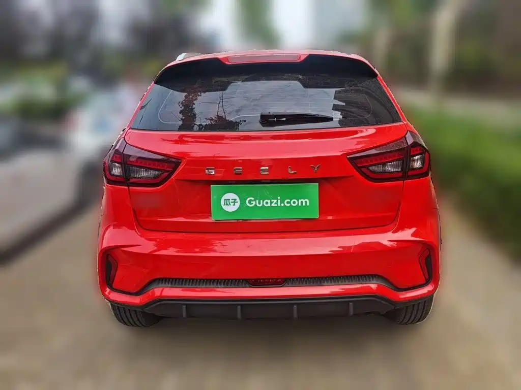 Фото 3 - Geely Vision X3
