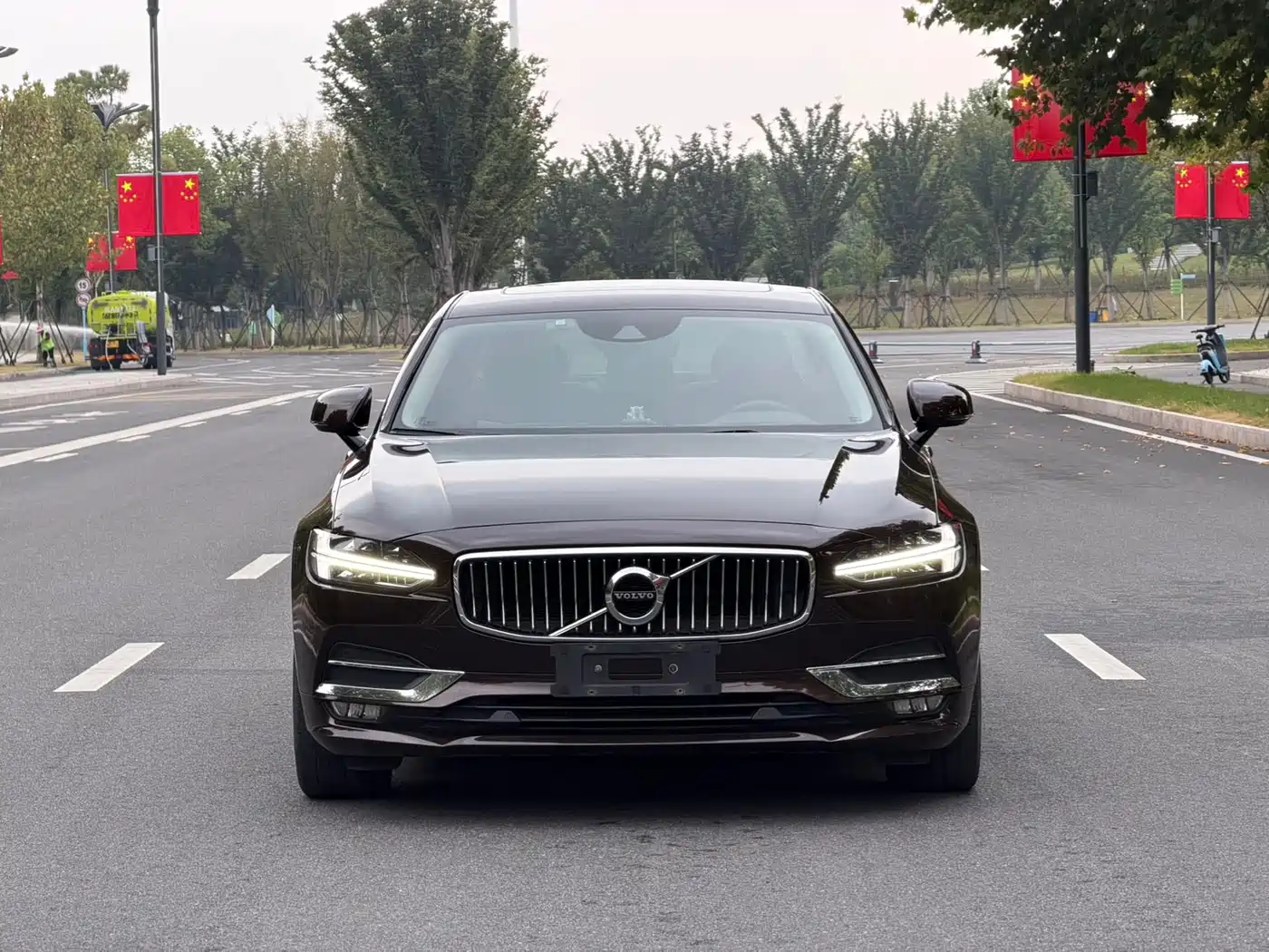 صورة 2 - Volvo S90