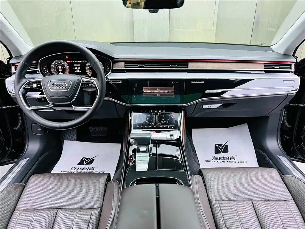 Audi A8 2019 Facelift Plus A8L 55 TFSI quattro Luxury фото 9
