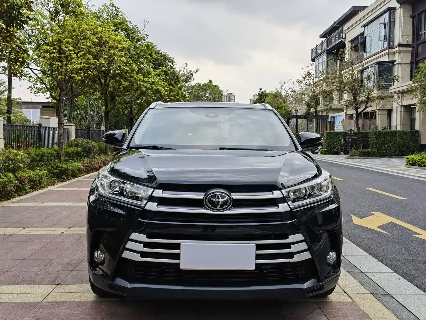 Toyota Highlander 2018 2.0T 4WD Luxury 7-seater China VI