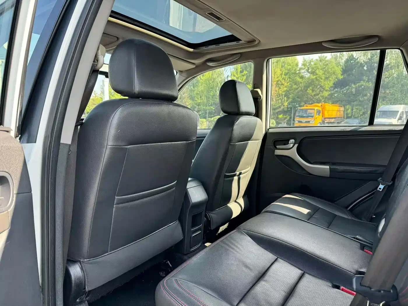 Chery Tiggo 3 2015 2014 Magic Edition 1.6L CVT Smart Edition
