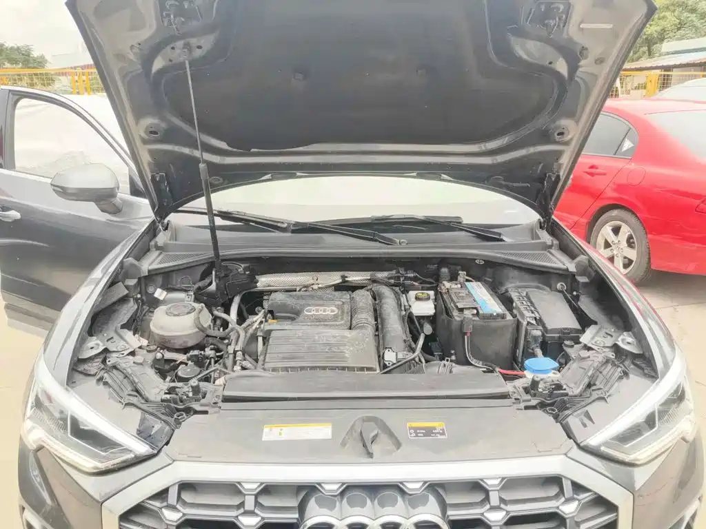 Фото 3 - Audi Q3