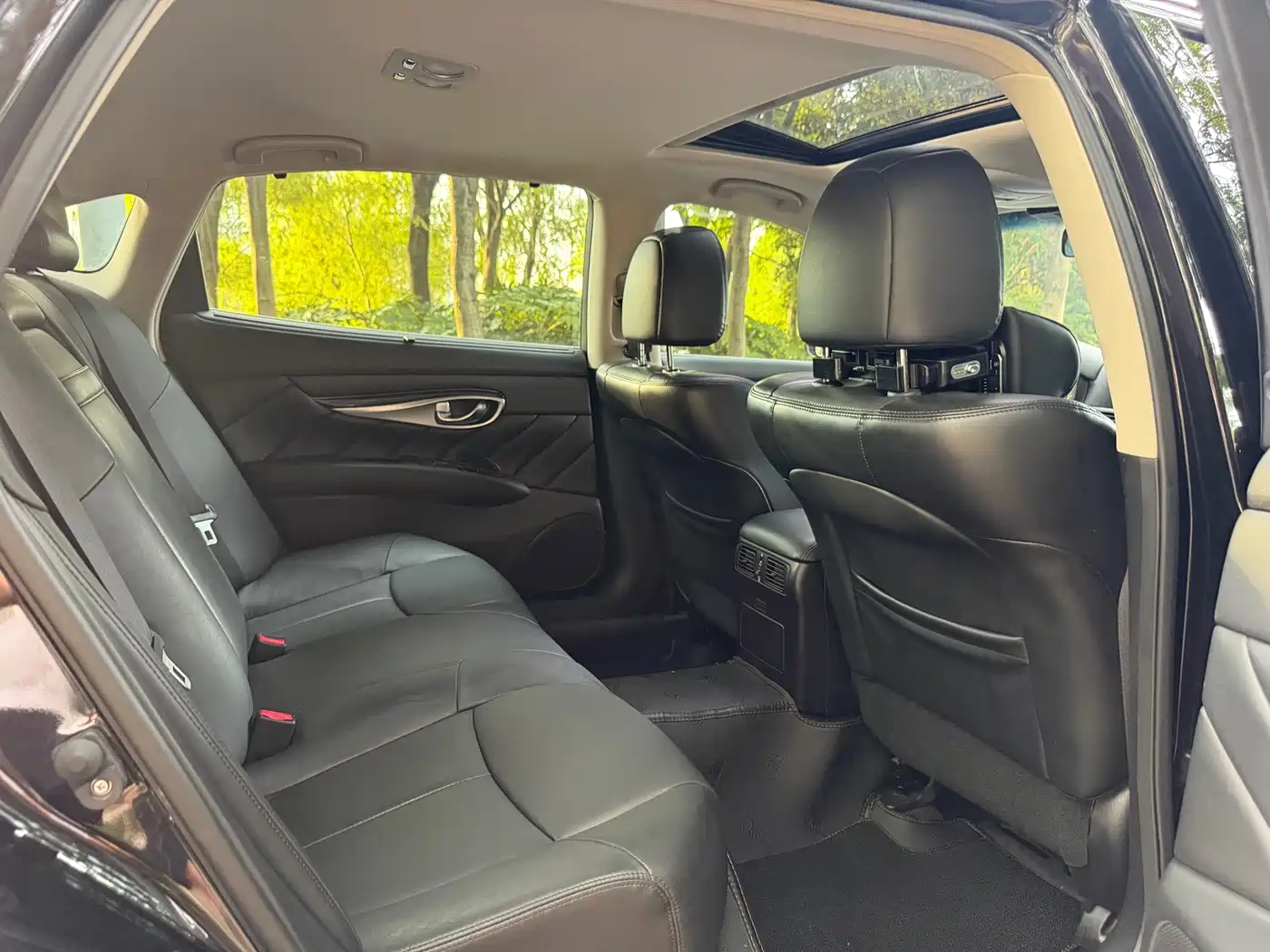 Infiniti Q70 2017 2017 Q70L 2.5L Elite Edition
