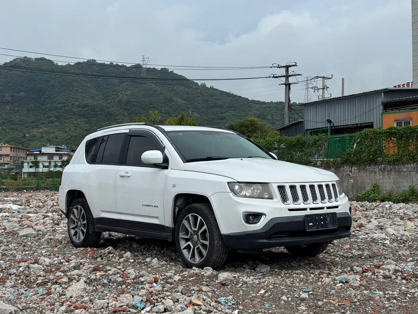 Jeep Compass (Import) 2015 2014 Facelift 2.4L 4WD Luxury Navigation Edition