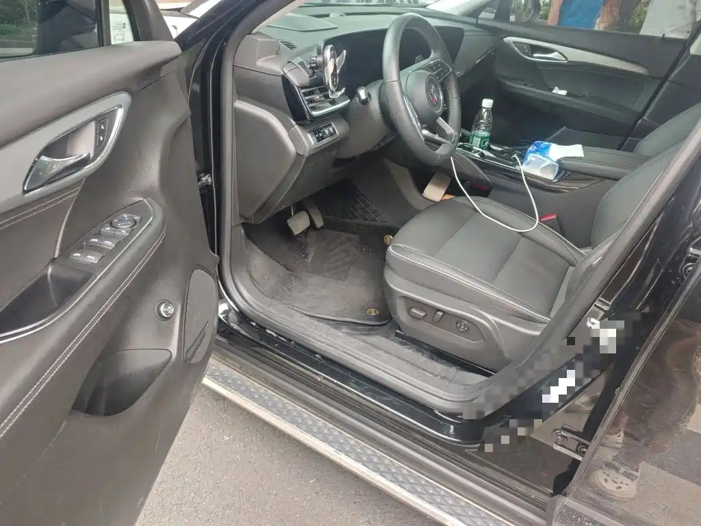 Фото 14 - Buick Envision Plus
