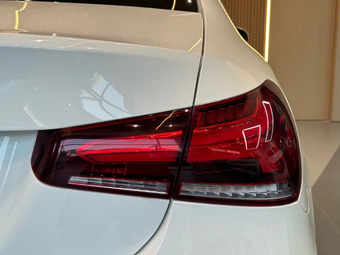 Mercedes-Benz A-Class 2019 A 200 L Sport Sedan фото 15