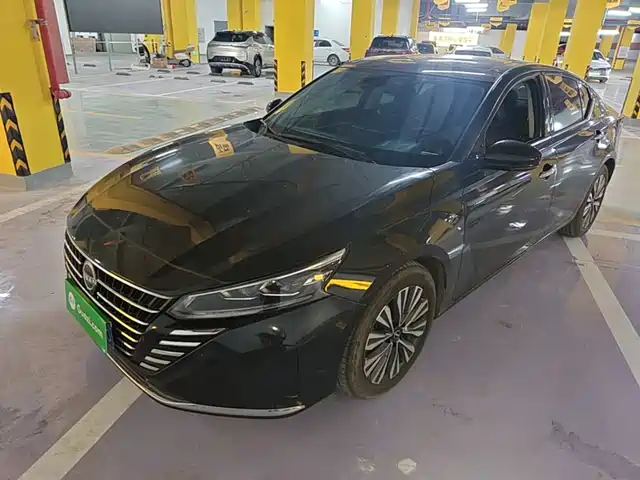 Nissan Teana 2024