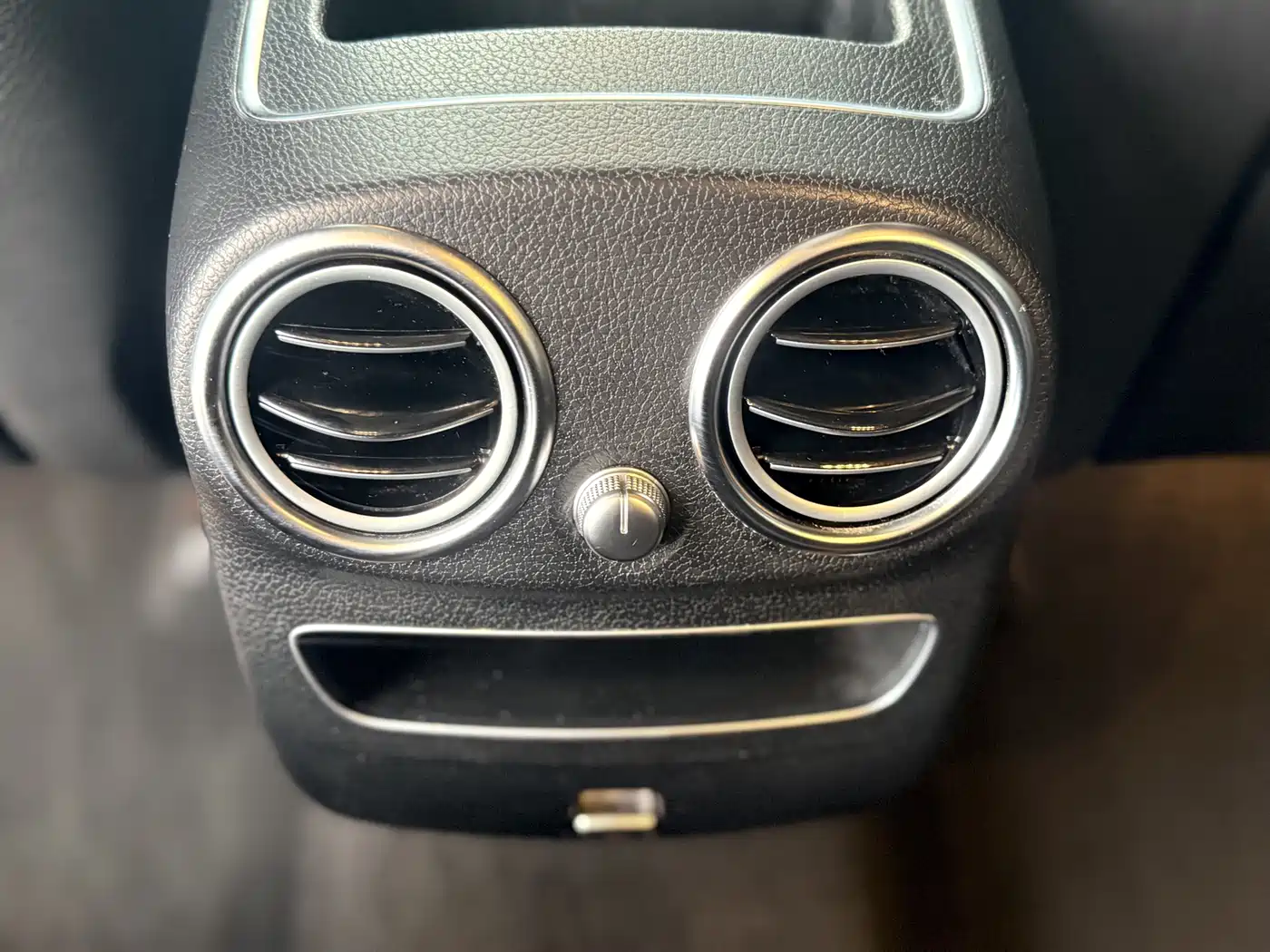 Mercedes-Benz GLC 2020 GLC 300 L 4MATIC Dynamic фото 17