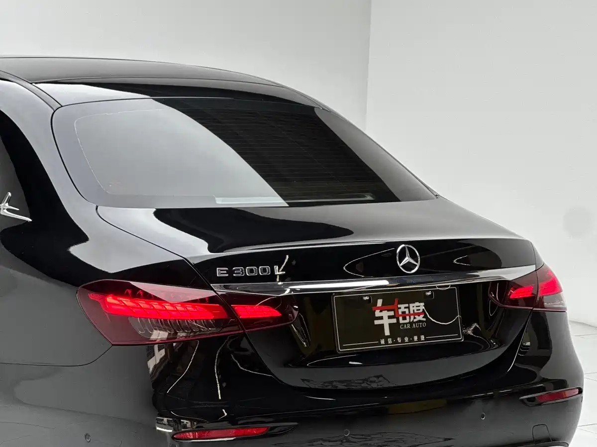  E CLASS