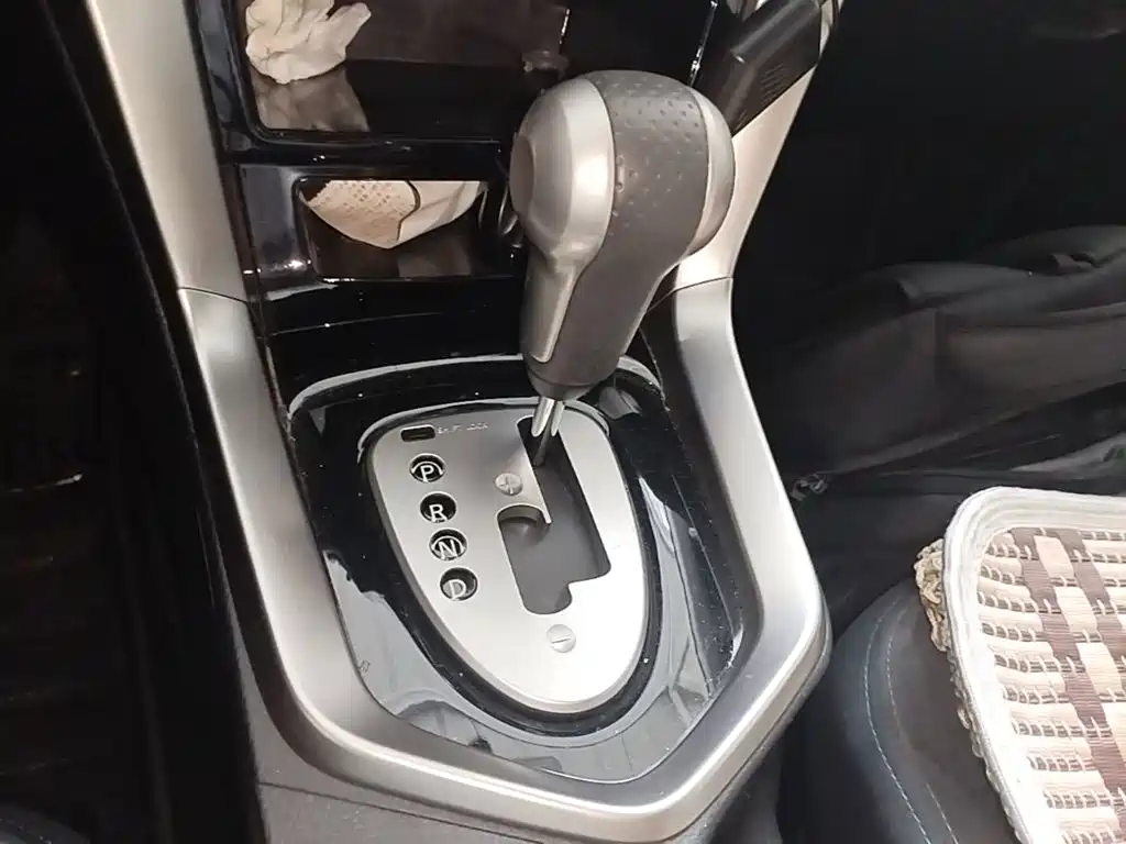 Venucia T70 2017 2016 2.0L CVT Rui Xing Edition