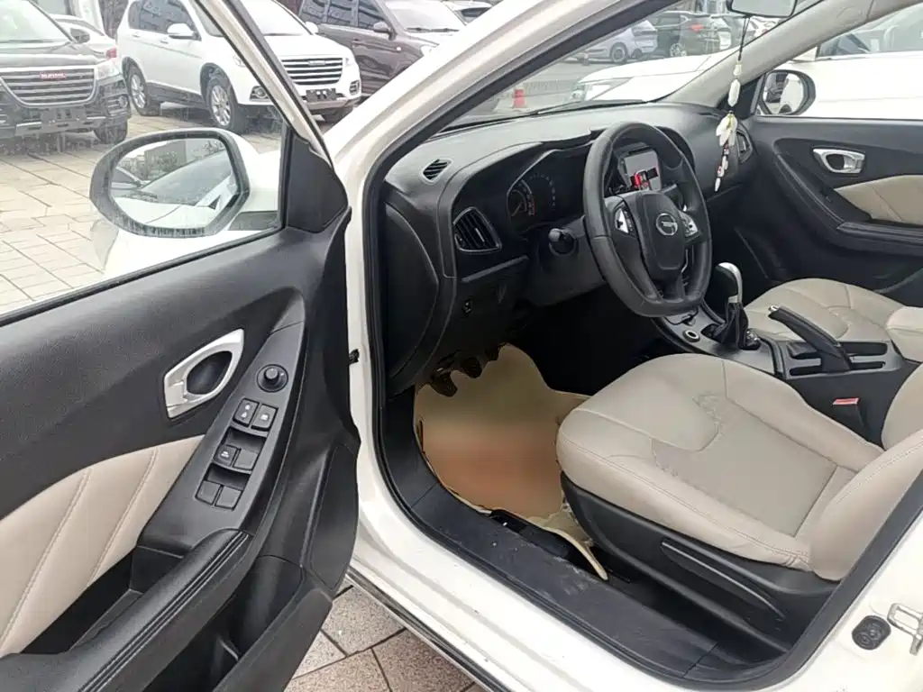 GAC Trumpchi Trumpchi GA3S Vision 2014 2014 1.6L Manual Luxury Edition