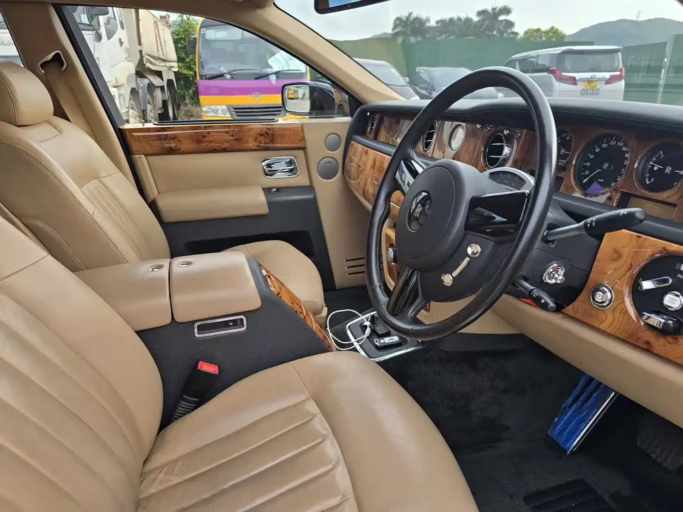 Фото 5 - Rolls-Royce Phantom