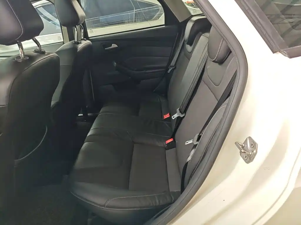 Ford Focus 2015 2012 Sedan 1.6L Automatic Trend