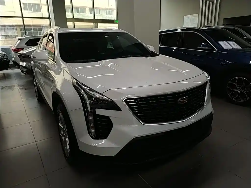 Cadillac XT4 2021 28T FWD Technology Edition фото 4