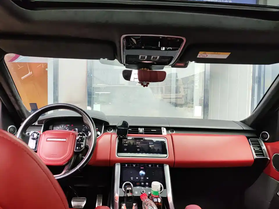 Photo 3 - Land Rover Range Rover Sport