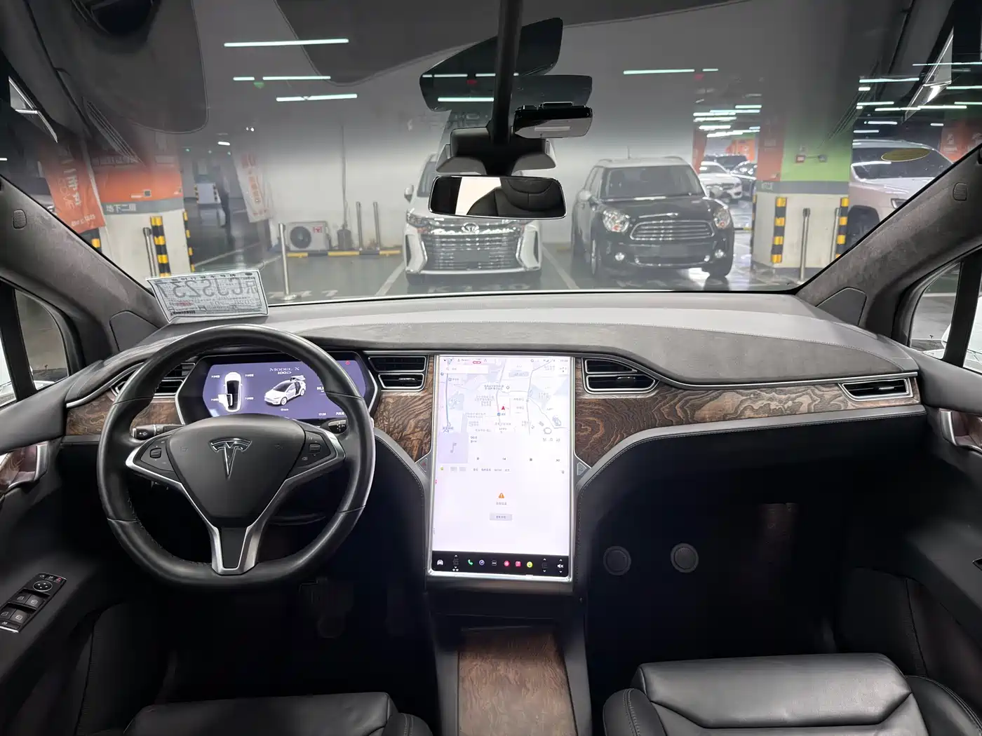 TESLA MODEL X