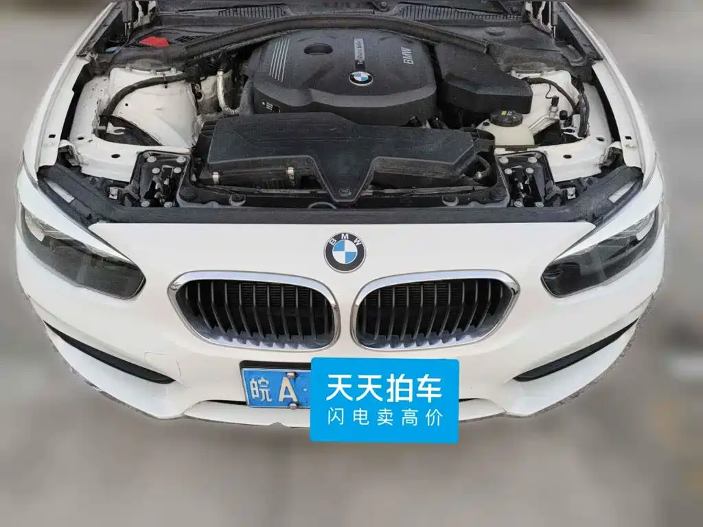 صورة 3 - BMW 1 Series (Import)