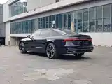 Фото 15 - Audi A7L