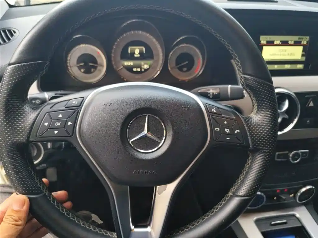 Mercedes-Benz GLK-Class 2013 Facelift GLK 300 4MATIC Fashion фото 7