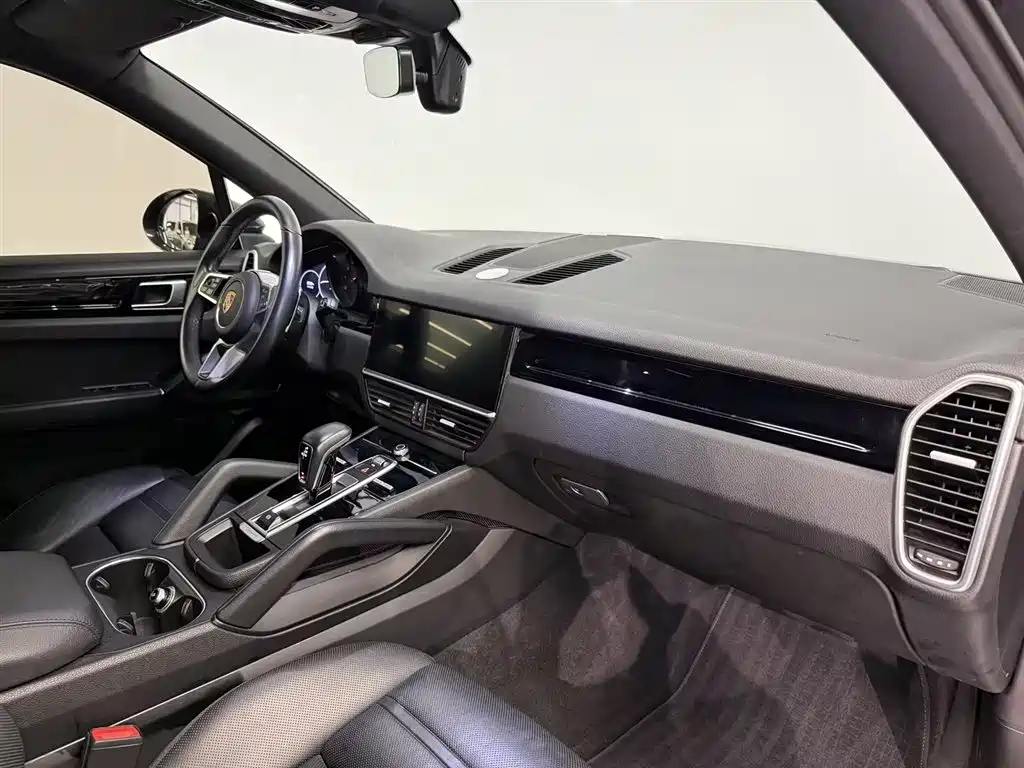 Porsche Cayenne 2019 Cayenne 3.0T фото 8