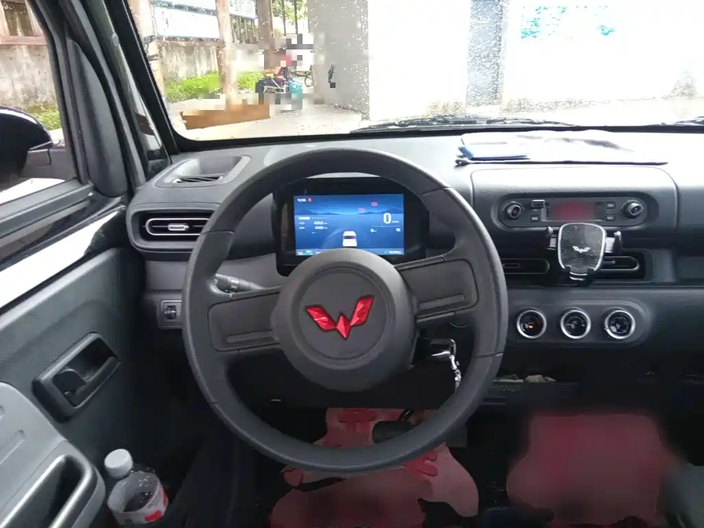 Wuling Motors Wuling Zhiguang NEV 2026 2025 Model 305km Base Version