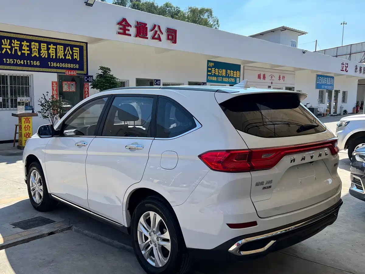 Фото 5 - Haval M6