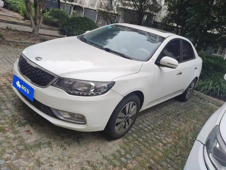 Kia Forte 2014 2014 1.6L MT GLS