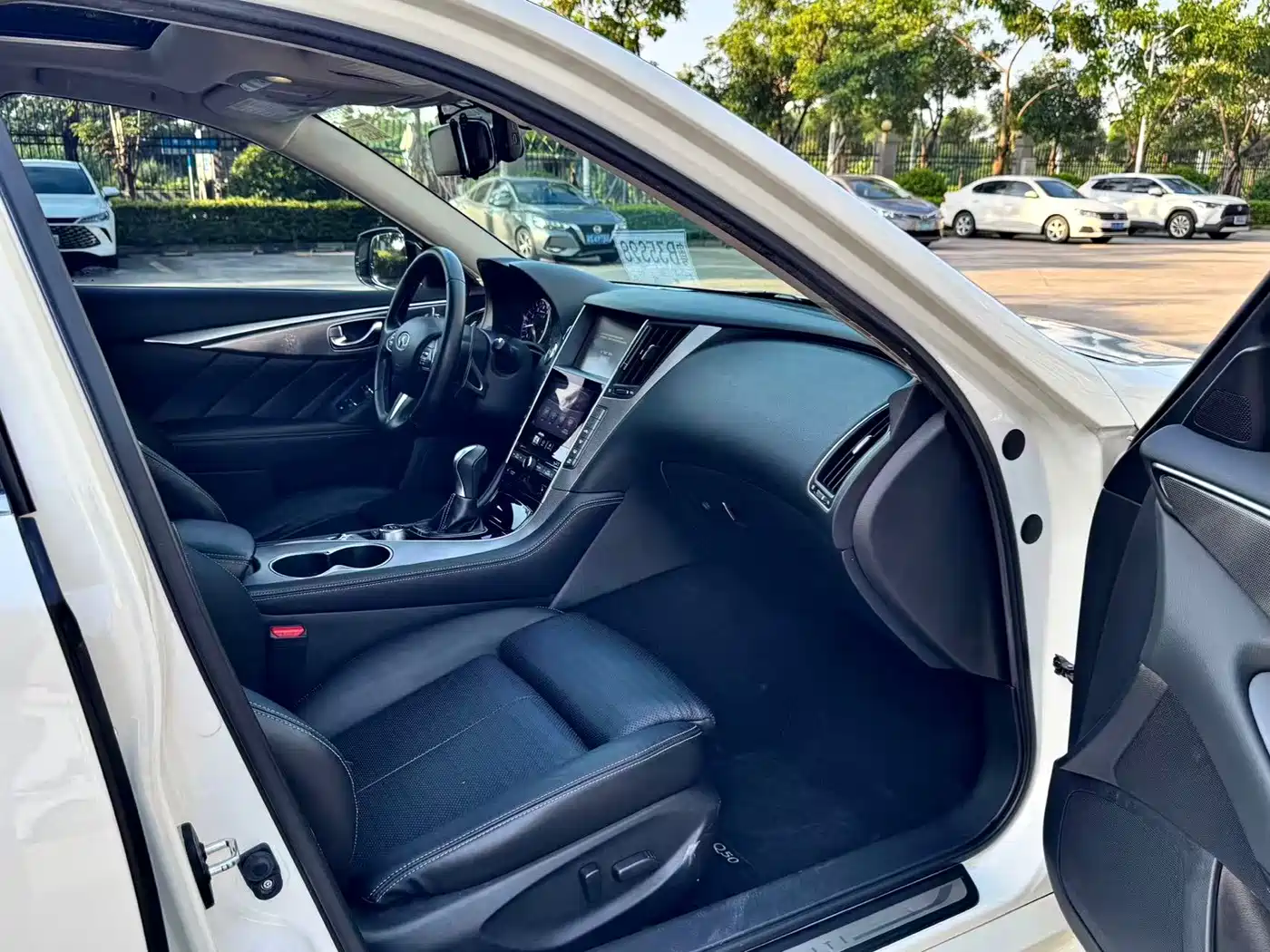 Infiniti Q50L 2015 2015 2.0T Sport
