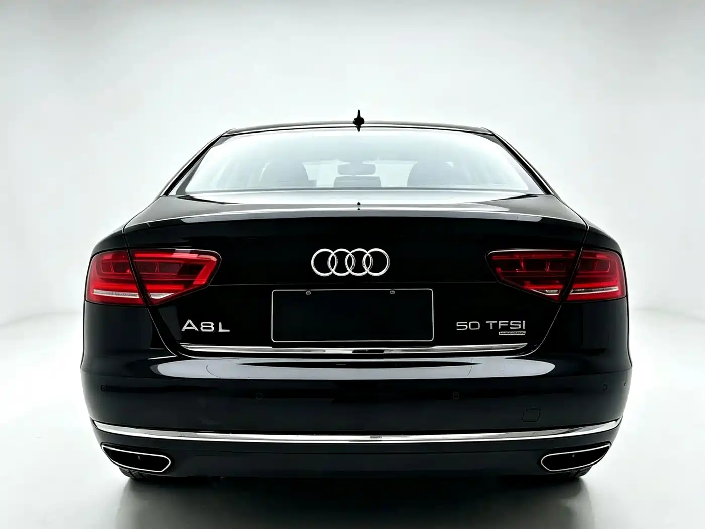 Фото 5 - Audi A8
