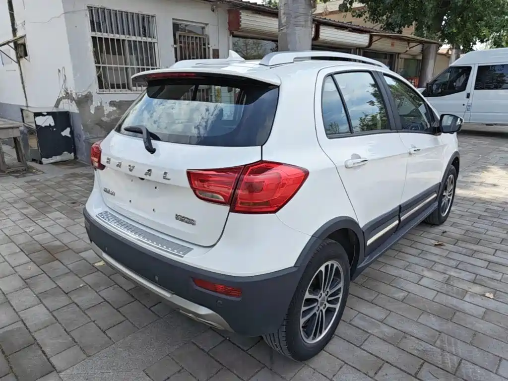 Haval H1 2016 2016 Facelift Blue Label 1.5L AMT Luxury