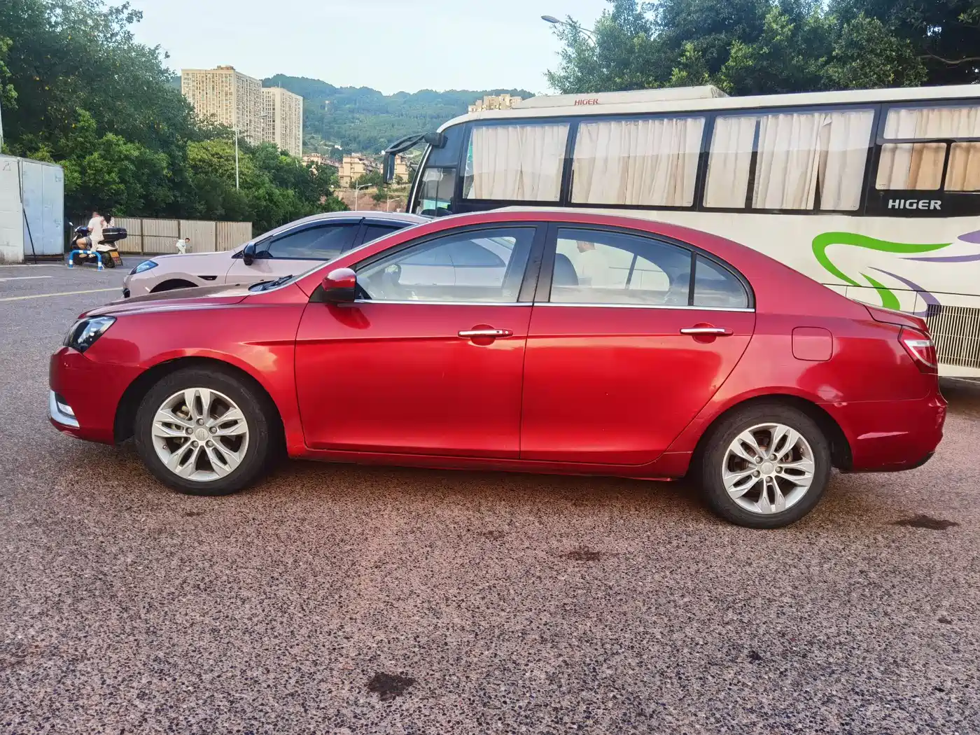 Photo 4 - Geely Emgrand