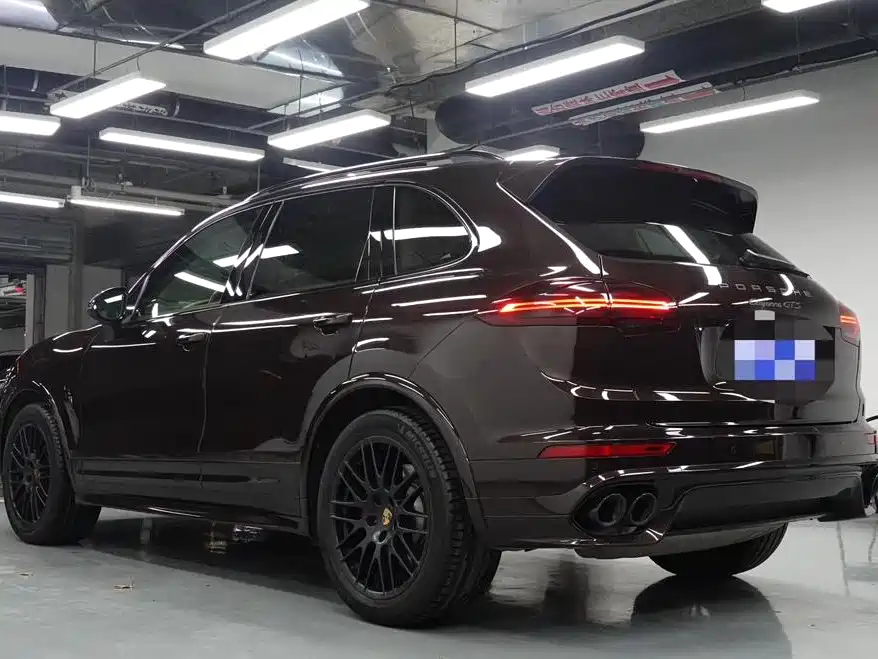 Porsche Cayenne 2015 Cayenne GTS 3.6T фото 5