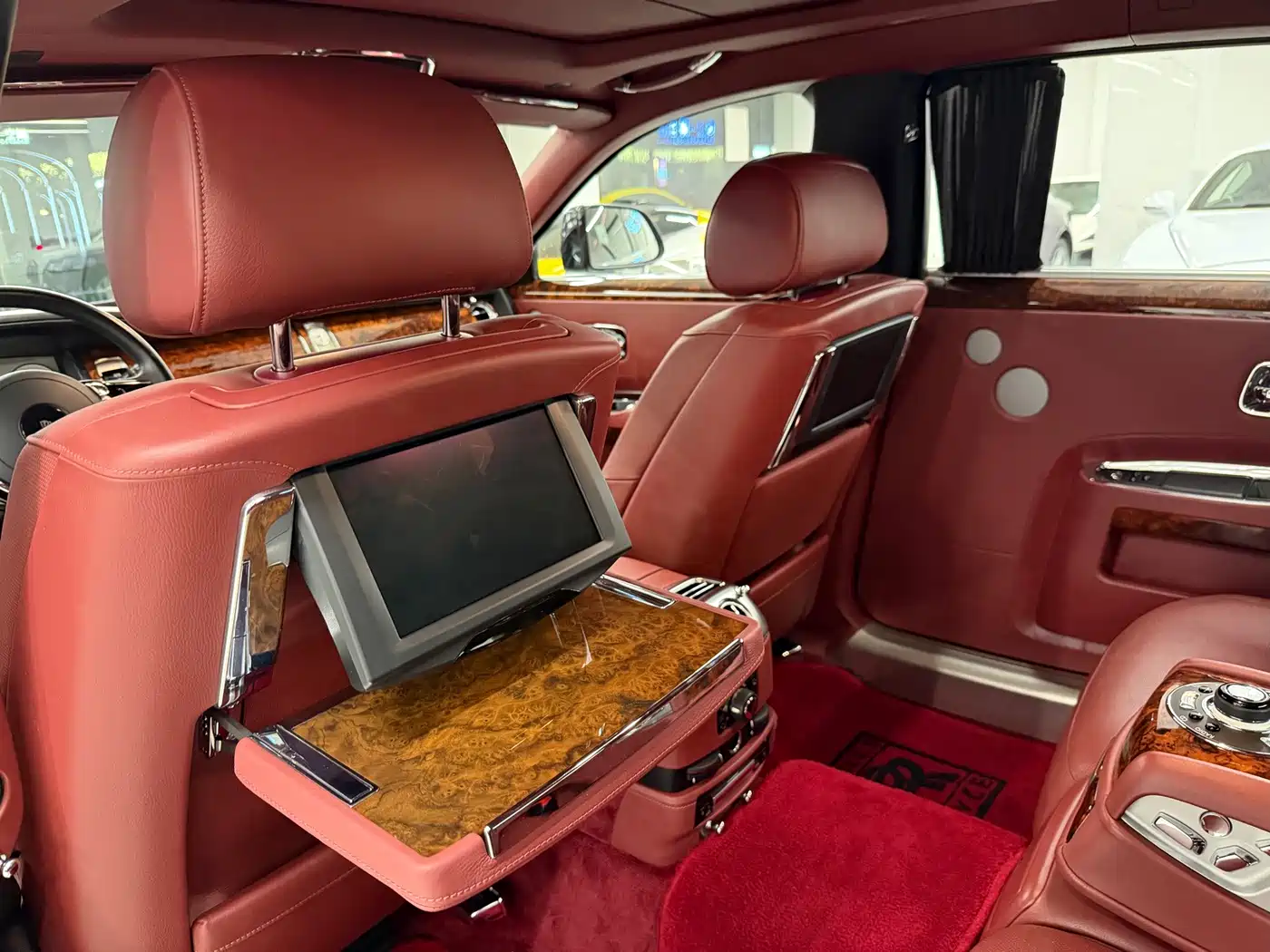 Rolls-Royce Ghost 2013 2012 6.6T Extended Version