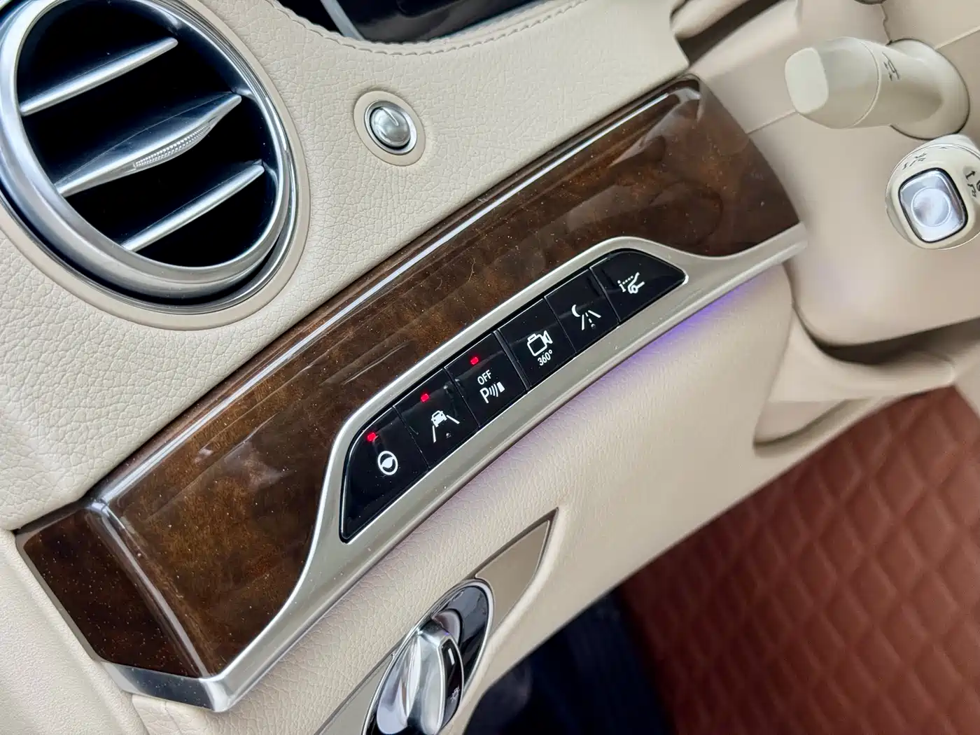 Mercedes-Benz Maybach S-Class 2015 S 500 4MATIC фото 14