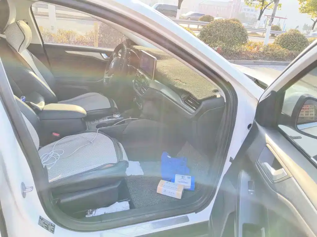 Ford Focus Active 2020 2020 EcoBoost 180 Auto Trendy Edition