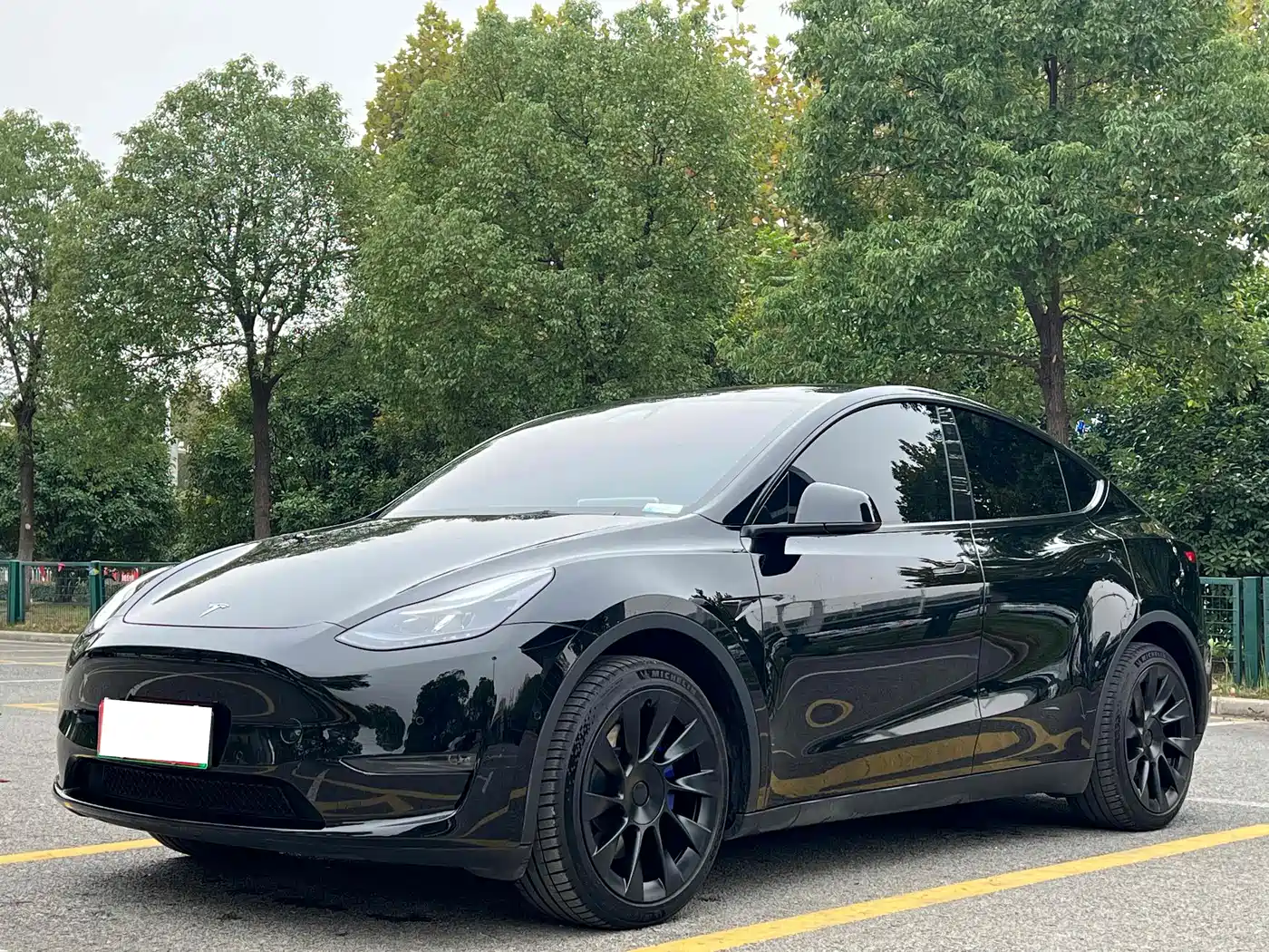 Tesla Model Y 2023 Rear-Wheel Drive Edition