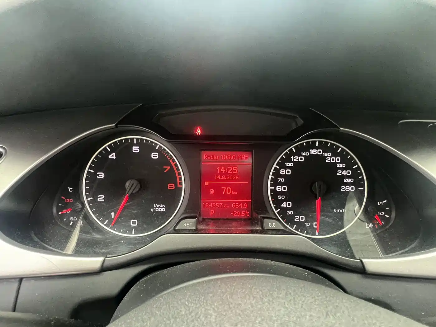 Фото 9 - Audi A4L