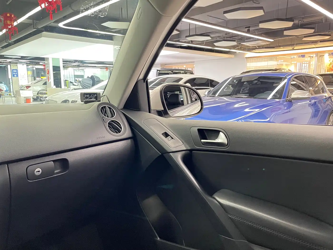 Volkswagen Tiguan 2015 1.8TSI Automatic 2WD Comfortline фото 17