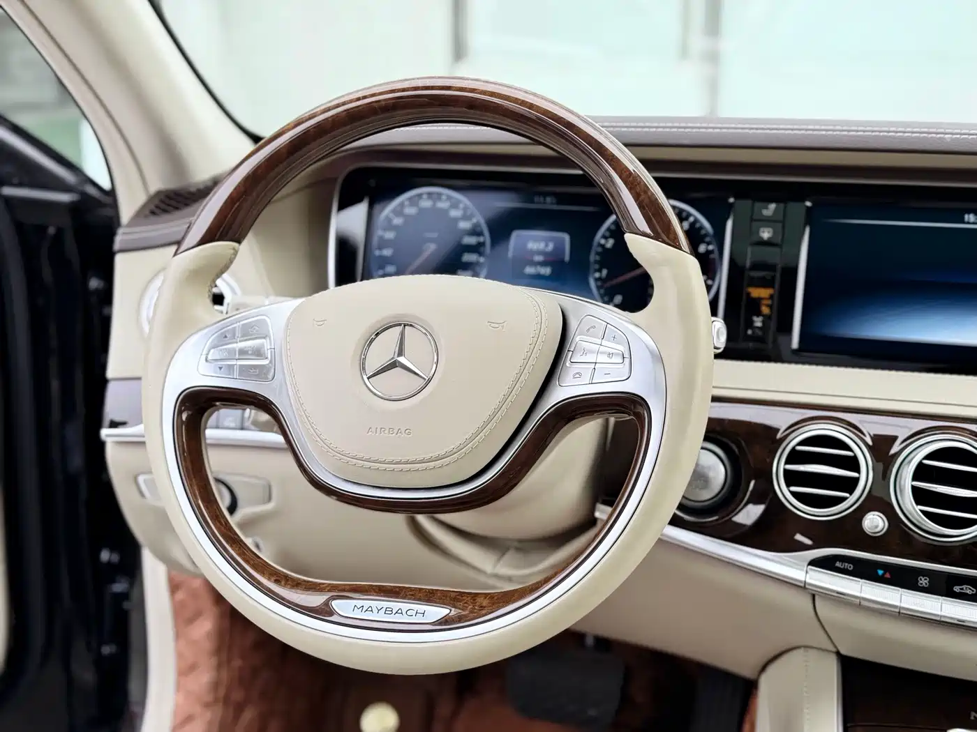 Mercedes-Benz Maybach S-Class 2017 2017 S 400 4MATIC