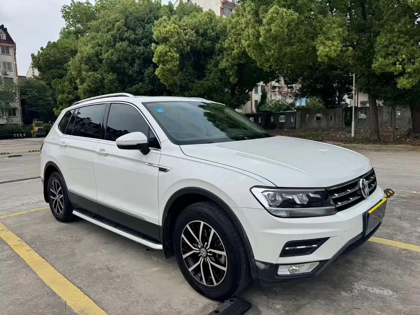 Volkswagen Tiguan L 2017 330TSI Automatic 2WD Luxury Edition фото 3